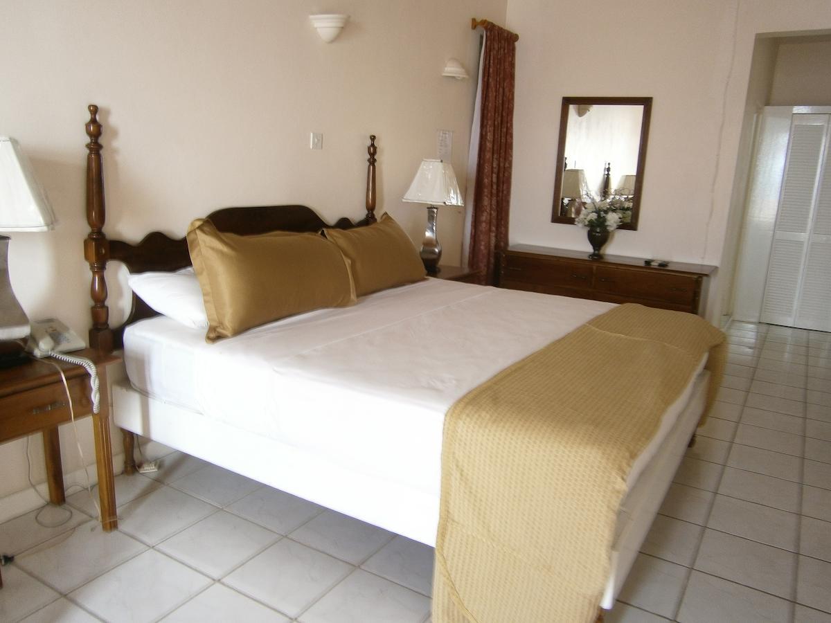 Whispering Bamboo Cove Resort Belfast Quarto foto